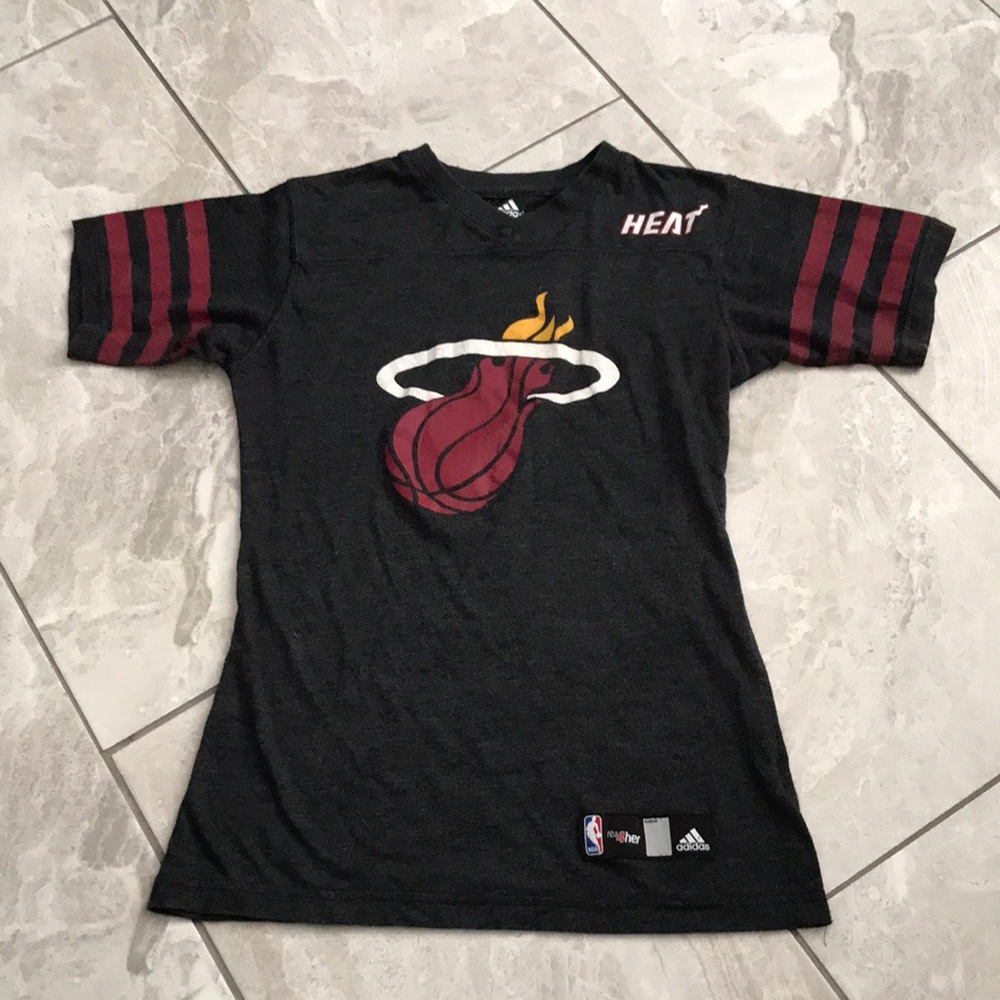 ADIDAS Miami Heats 1 Bosh Big Girls V Neck Short Sleeves Tee | L